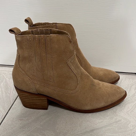 Steve Madden booties size 7.5 - Picture 2 of 8